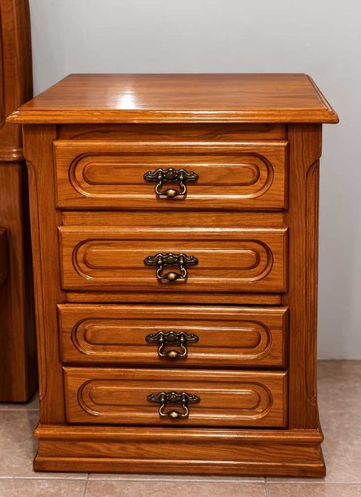 Quarto em carvalho maciço – cama + mesas | colchão e espelhos OFERTA