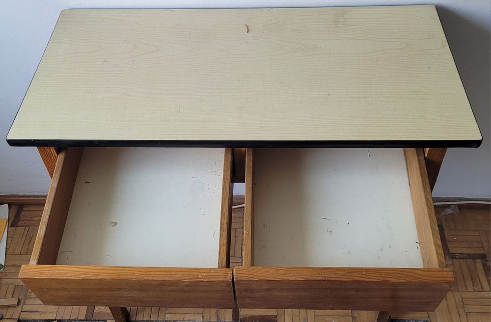 Biurko z czasów PRL