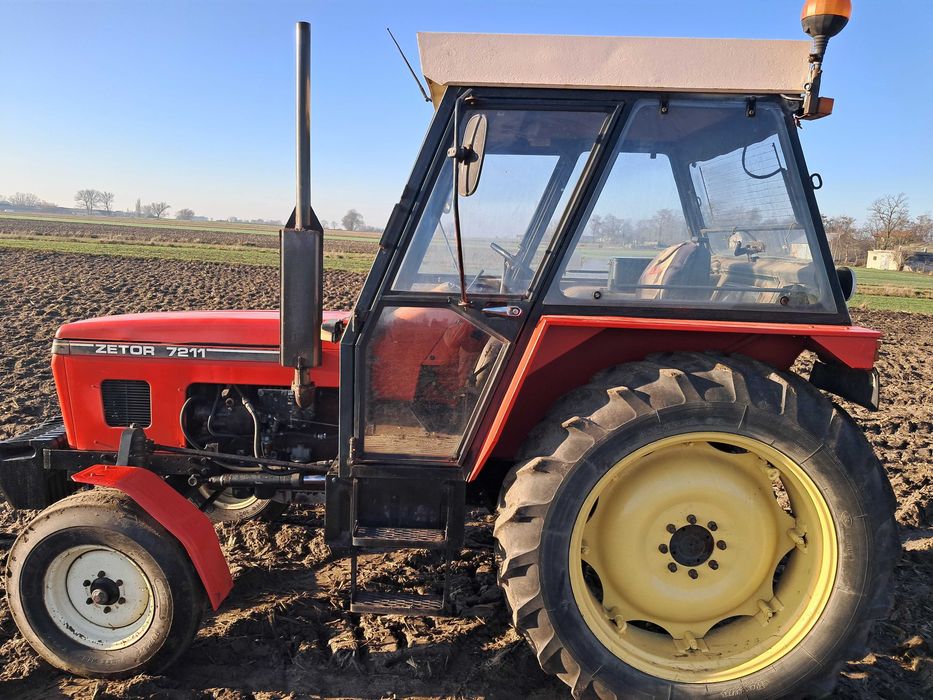 Ciagnik zetor 7211
