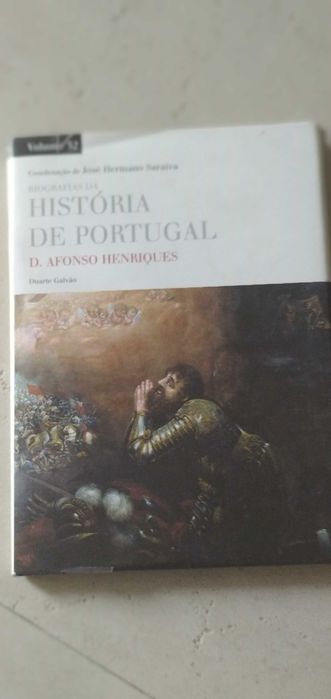 Coleção de 32 livros sobre a História de Portugal