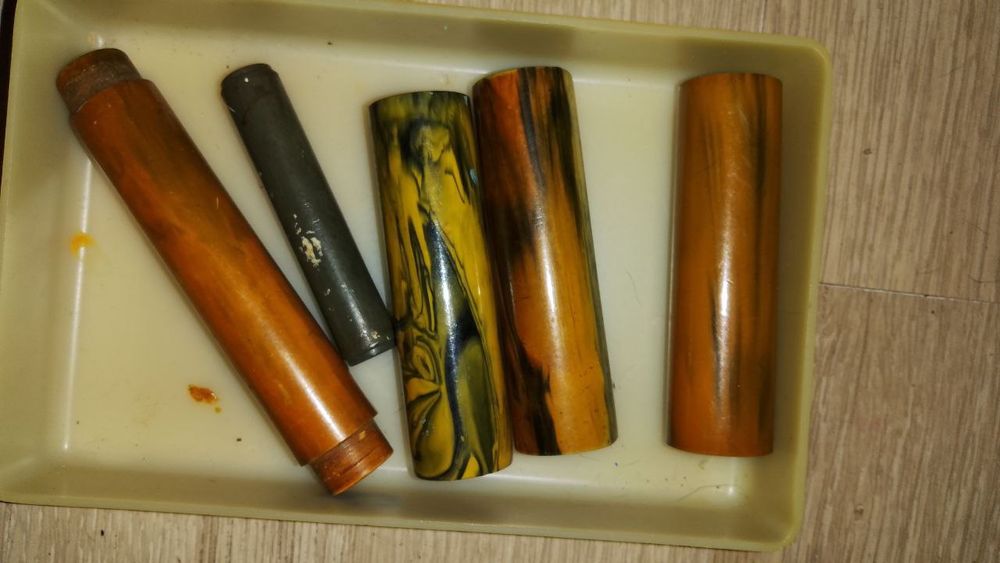 Бакелитовые ручки.