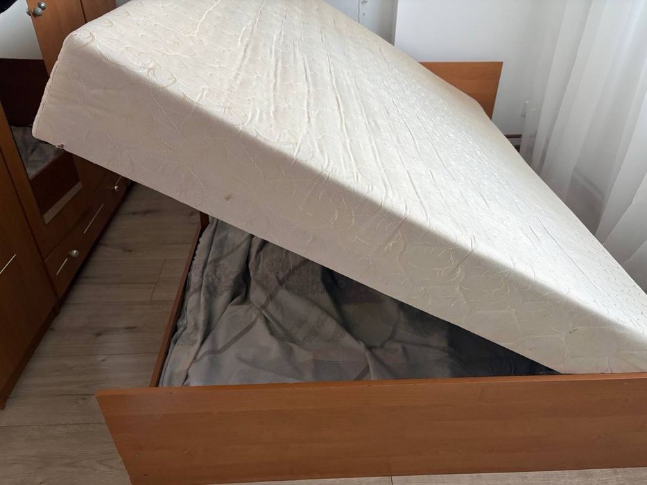 Продам двоспальне ліжко 160×200 з підйомним механізмом
