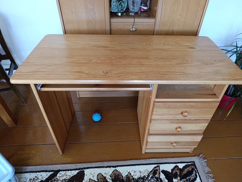 Biurko drewniane sosnowe