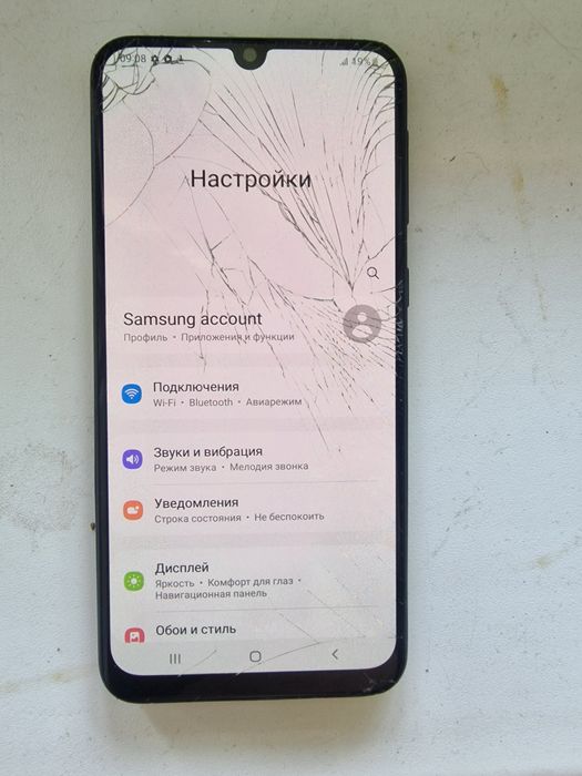 Samsung m21 m215f рабочий с битим єкраном