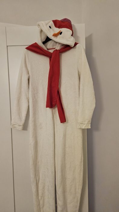 Piżama jednoczęściowa bałwan rozmiar 42 strój