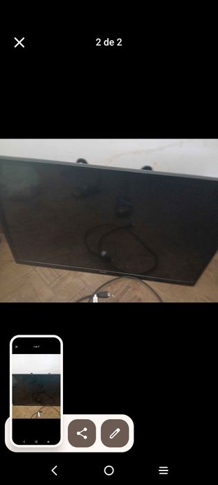 Vendo TV kunft com suporte de parede 32polegadas  tem comando