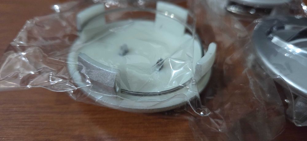 Продам ковпачки на диски Hyundai