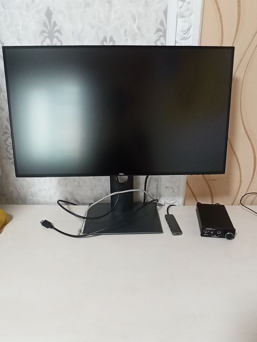 Монітор Dell U2720Q 4k IPS