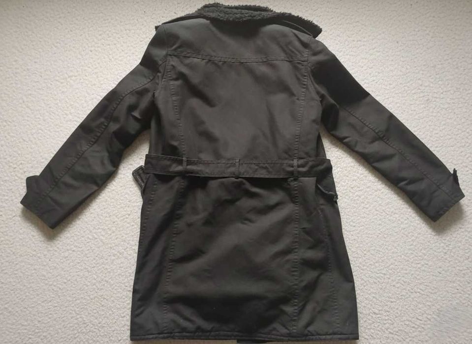 Пальто ZARA утеплене чорне розмір M