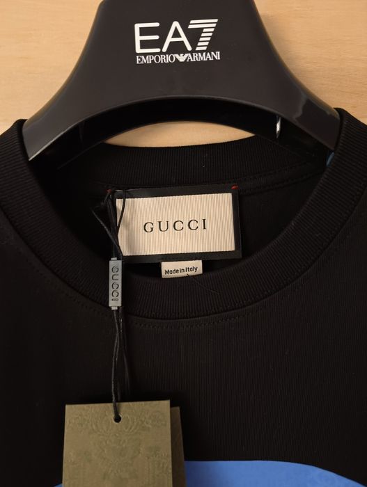 Koszulka Gucci. Małe loga 3D.