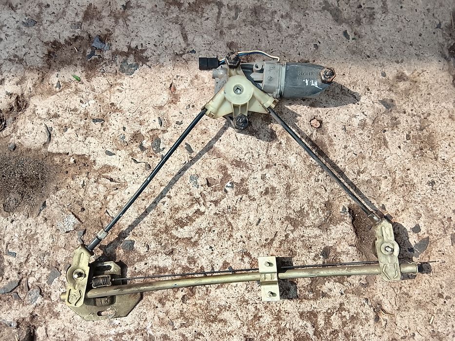 Электростеклоподъёмники ВАЗ 2110 2003год