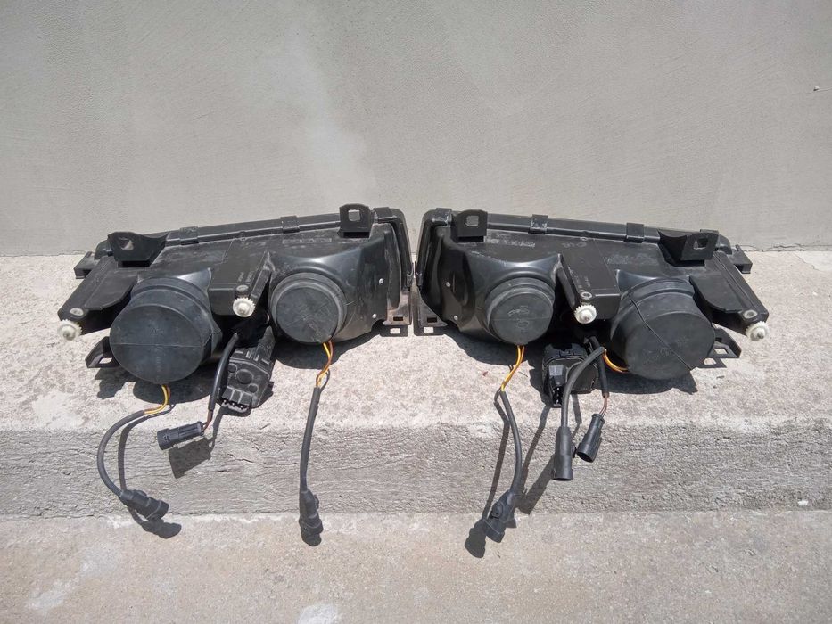 Lampy reflektory soczewki + ringi Hella Celis Black BMW E36 RARYTAS
