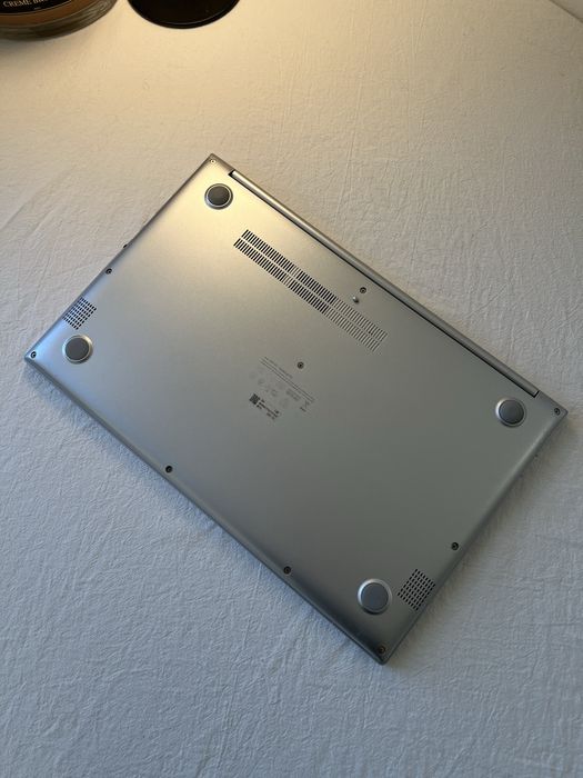 Ноутбук ASUS Vivobook 15