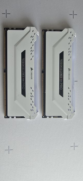 corsair vengeance rgb pro - купить компьютеры и комплектующие