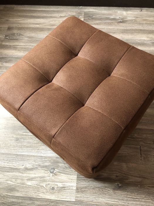 Мякий пуф, стул в