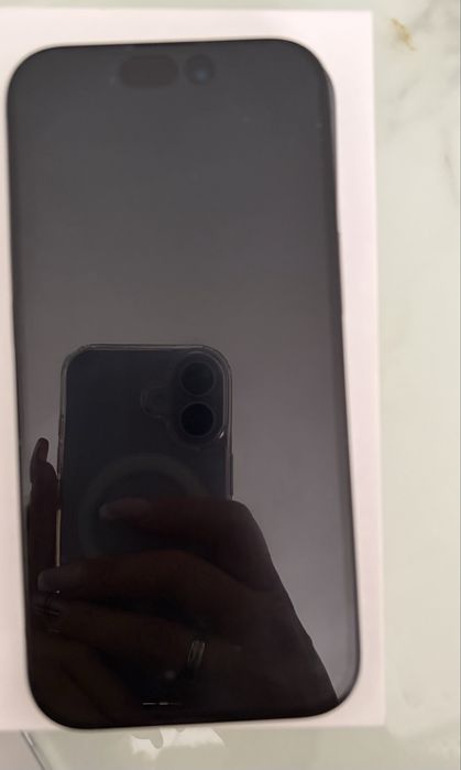 iPhone 15 czarny 128GB