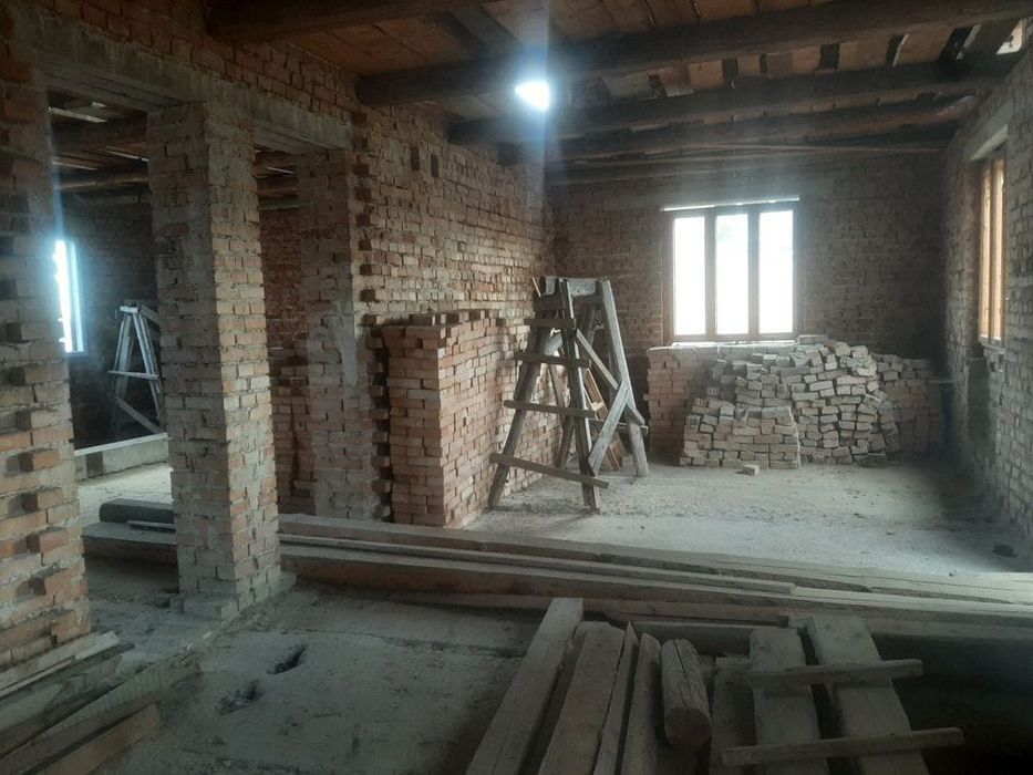 Продам незавершений будинок