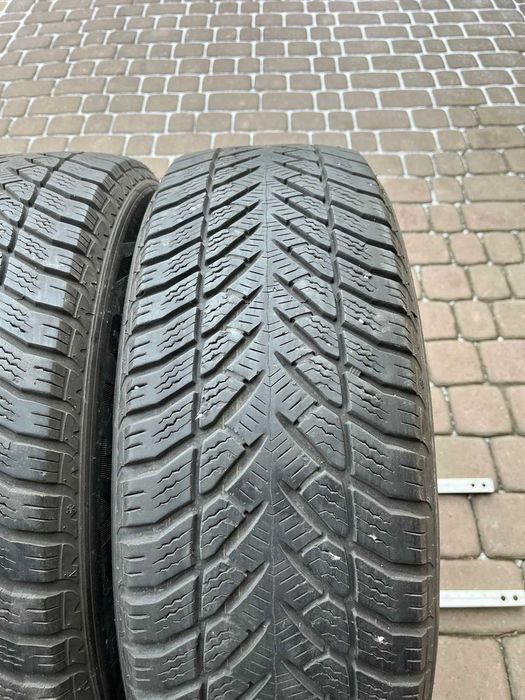 Opony Goodyear UltraGrip Plus SUV 4X4 225/65/17 102H  2x6mm