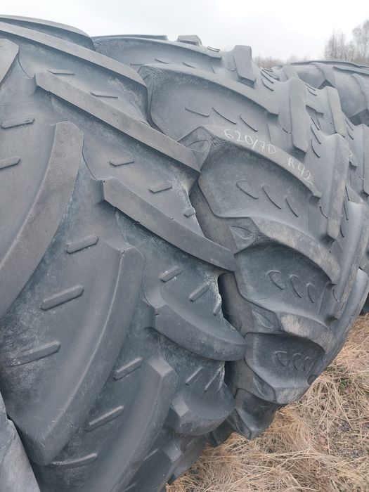 Opona 620/70R42 kleber