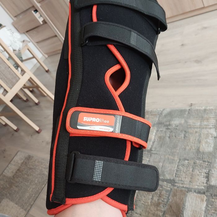 Orteza 'stabilizator stawu kolanowego OPEN  40cm