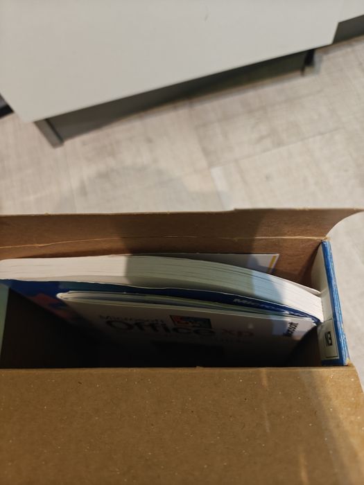 Microsoft Office XP box