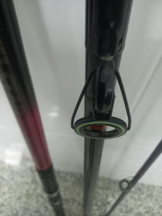 Cana para pesca  mar e rio da marca Silstar  de 3.90 mts
