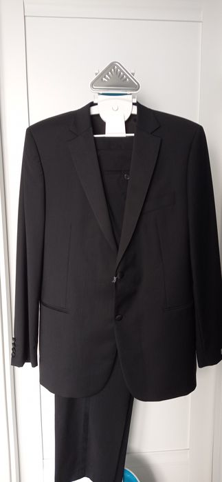 Костюм мужской для торжественных случаев