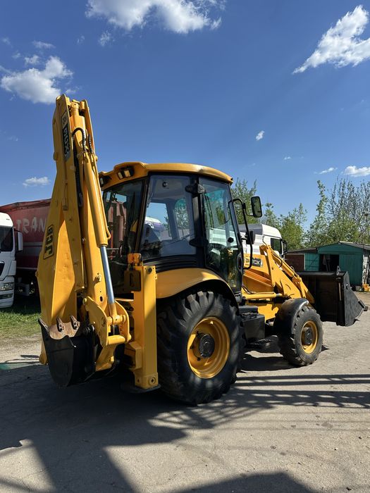 Екскаватор,екскаватор навантажувач JCB 3 CX  джсб