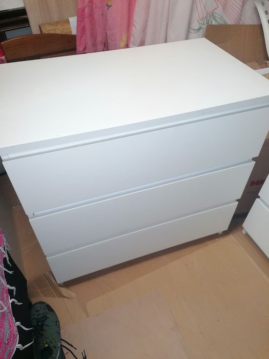 Móveis de parede e cómoda