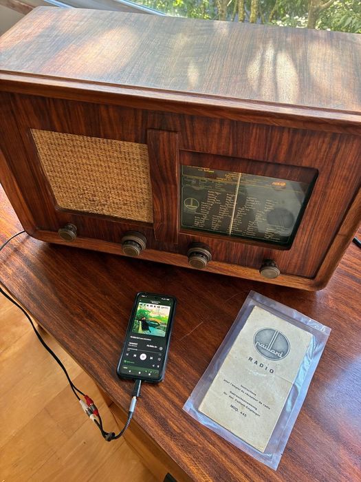 Rádio a válvulas 1939 Paillard Mod. 445