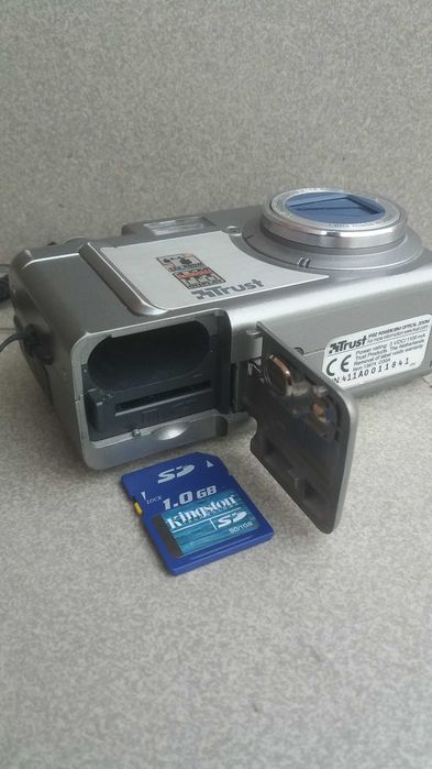 Apatat  fotograficzny   Trust 910Z , made in Trust Products