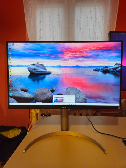 Monitor LG UltraFine 27UP850K-W UHD 4K IPS HDR10 Czarno-srebrny