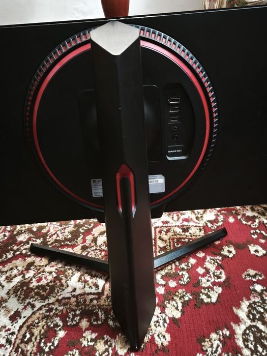 LG ULTRAGEAR IPS monitor 24 ́ ́ 16:9 FHD 1MS 144HZ HDMI DP