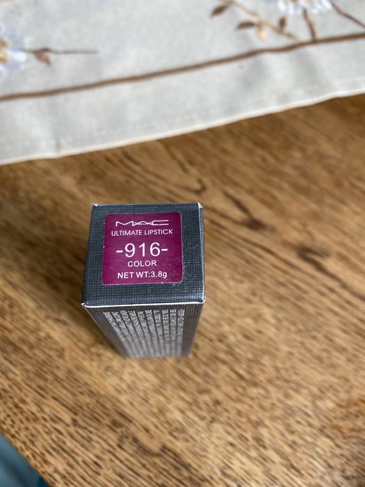 Pomadka Mac ultimate lipstick