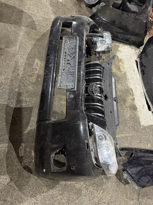 Бампер передний прадо 150 оригинал в наличии 2010 год