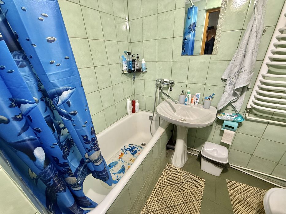 Продаж 1 кімнатної квартири на Привокзальній з власною ділянкою