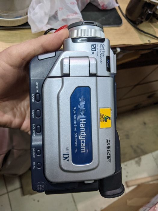 Відео камера Sony  DCR-TRV15E вінтаж