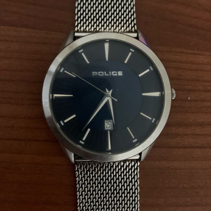 Vendo Relogio e Colar da marca (POLICE)