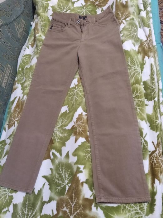 Женские джинсы фирмы MAC