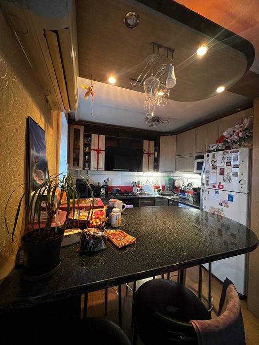 Продам 2 комнатную квартиру Центр ( Чкалова ) ID-146152