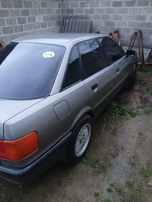 Ауді 80 B3  1988