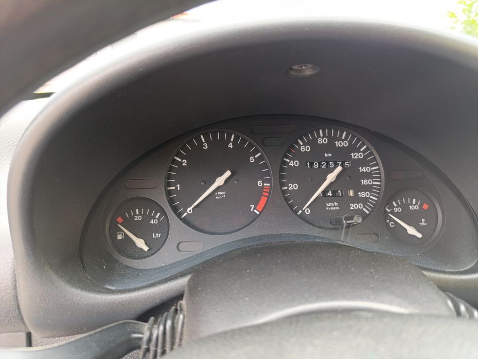 Opel Corsa B 1.0