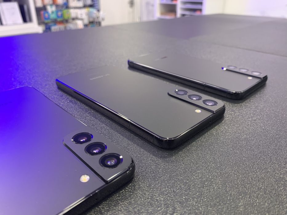 Samsung Galaxy S22+ (Plus) 5G 6.6''Dual SIM 8GB/128GB ( Loja física)