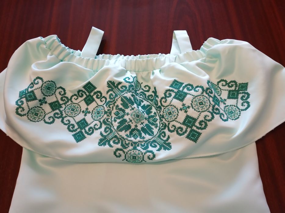 Вишита сукня літня, ручна робота