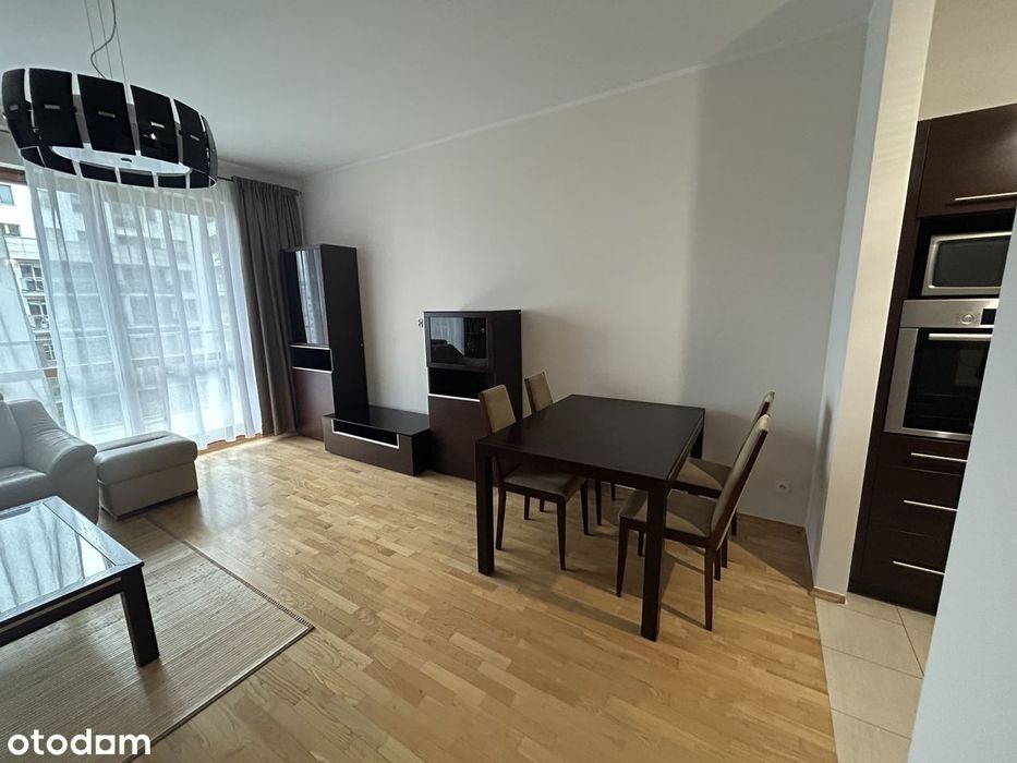 Apartament 3-pokojowy na Żoliborzu