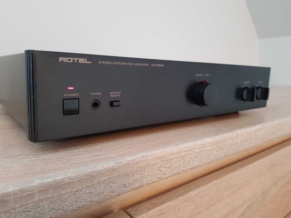 Rotel RA-935BX wzmacniacz i tuner RT-935AX