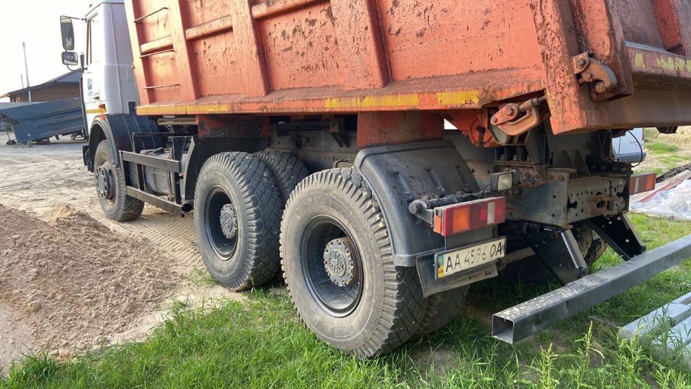 Маз самосвал 551605-271