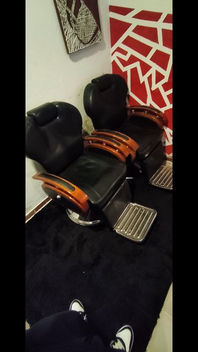 2 Cadeiras de barbeiro