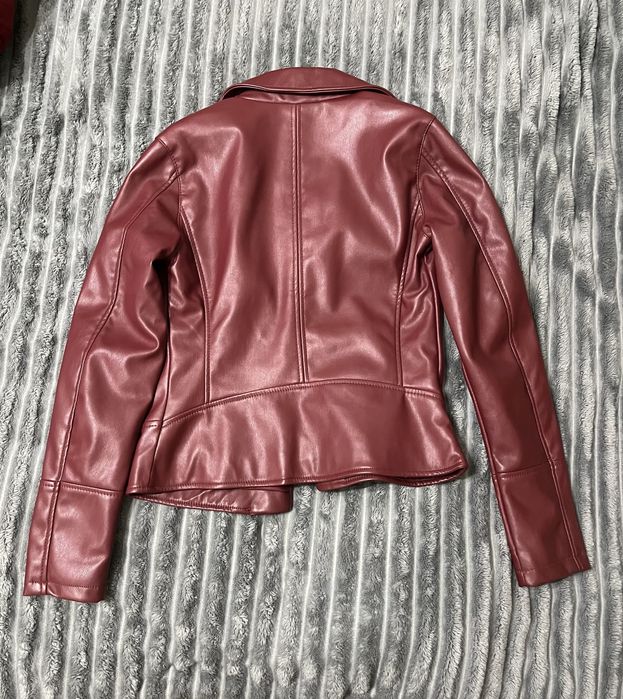 Кожаная куртка кроп