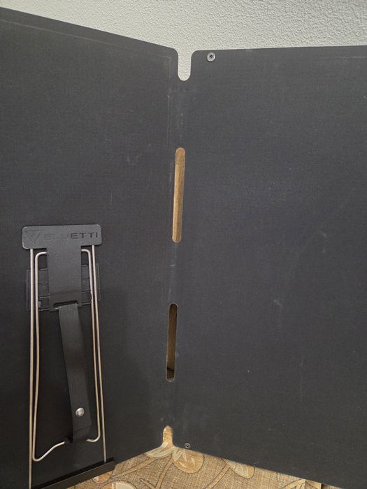 Сонячна панель, зарядний пристрій